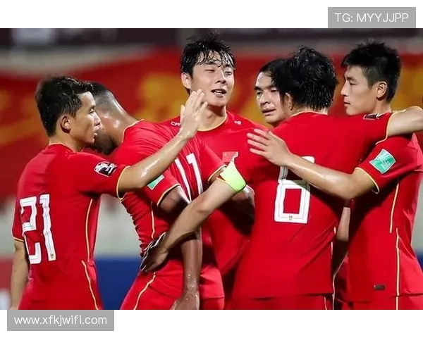 国足世预赛客场逆转劲旅全队奋力拼搏展现新时代中国足球精神