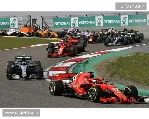 F1赛季即将迎来精彩对决 新车测试揭示各队技术革新与竞争态势