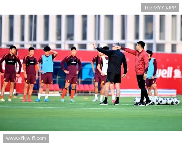 国足世预赛关键战迎强敌主帅调整阵容冲击出线希望球迷期待主场爆发