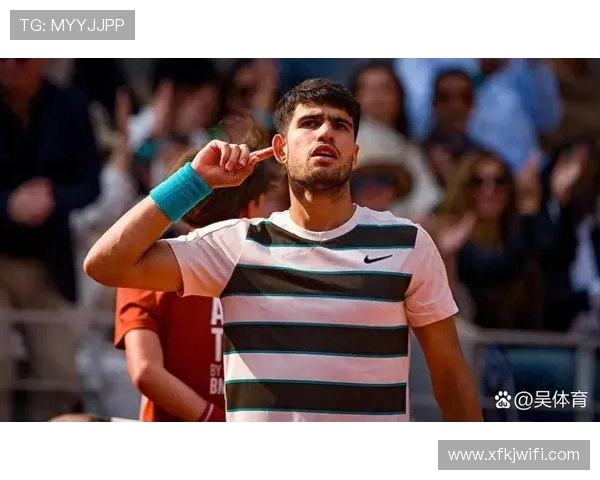 阿尔卡拉斯鏖战五盘逆转晋级展现新生代网坛王者不屈斗志